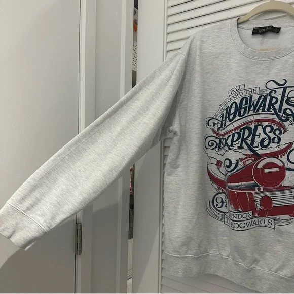 Harry Potter Store Graphic Sweatshirt - Picture 4 of 8